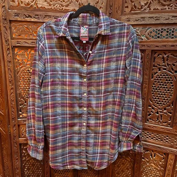 Johnny Was Plaid Embroidered-Back button down shirt, size M - Picture 2 of 3